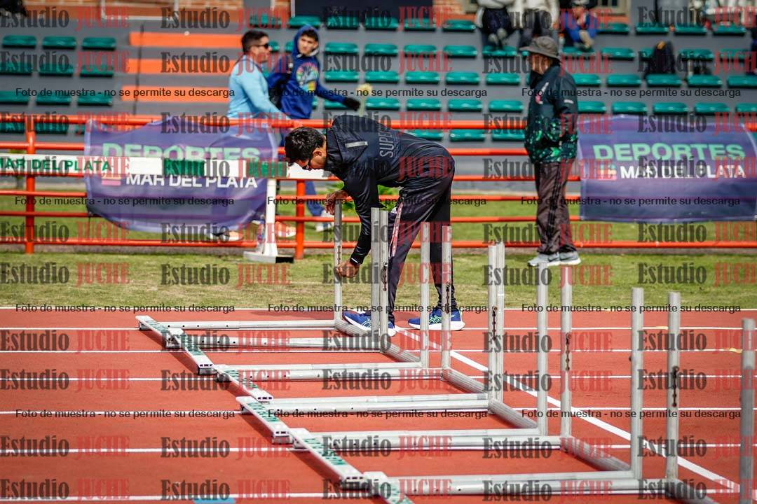 Fotos de algunos extras y podios del día 3