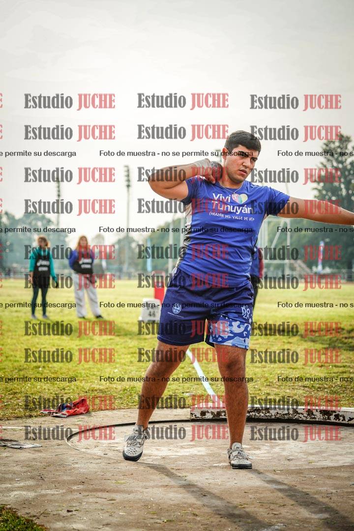 Fotos del lanzamiento de bala de varones