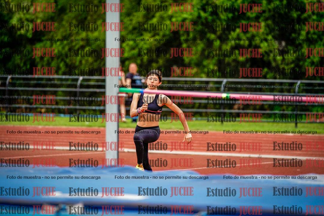 Fotos del salto en alto de mujeres