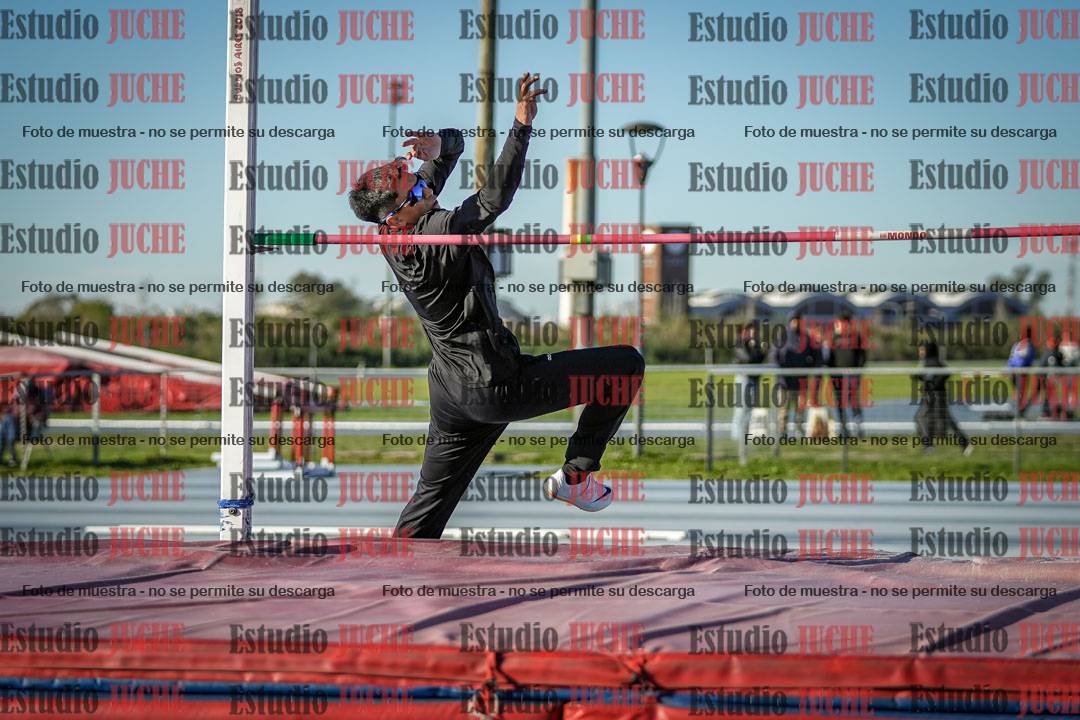 Fotos del salto en alto de varones