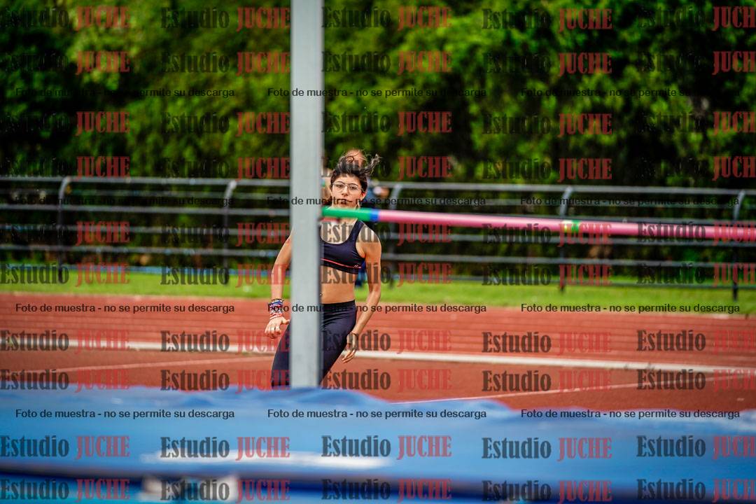 Fotos del salto en alto de mujeres