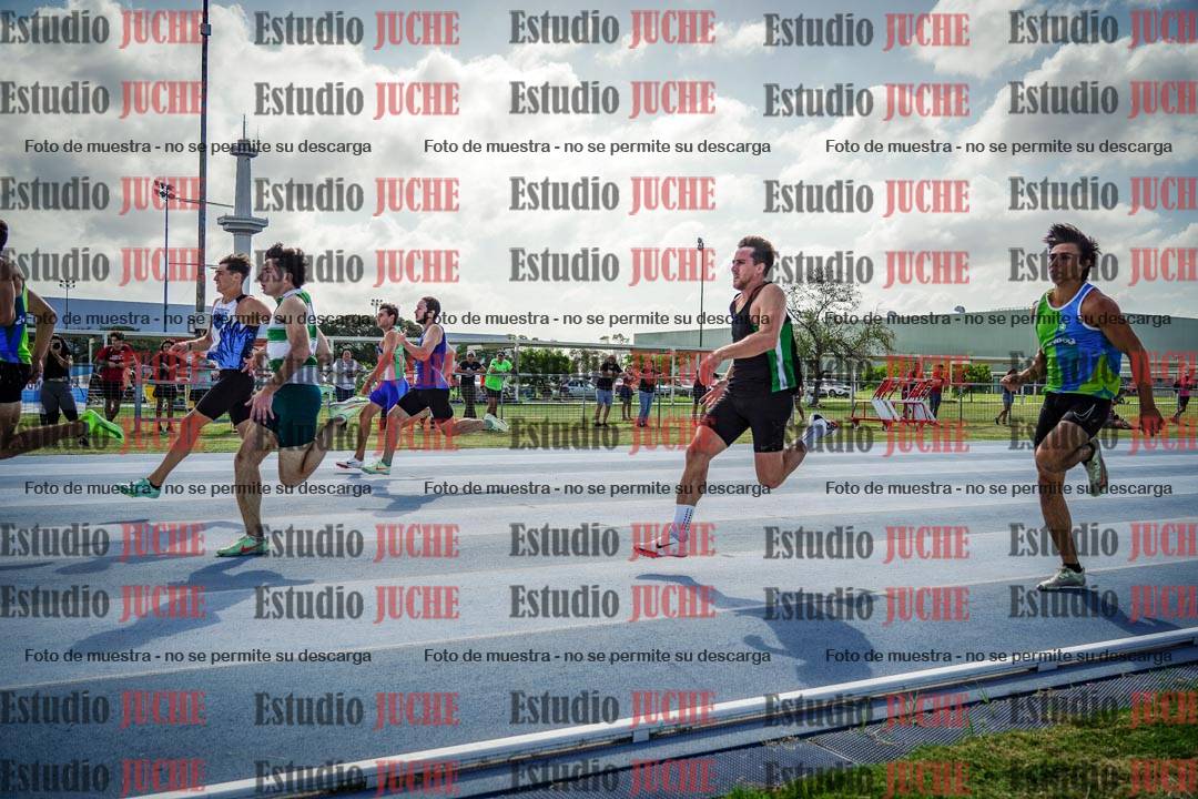 Fotos de los 100 m llanos de varones