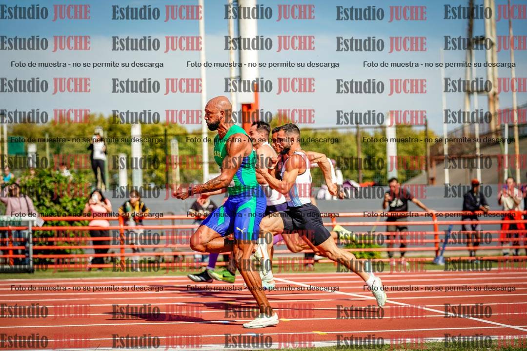 Fotos de los 100 m llanos de varones - deca 1