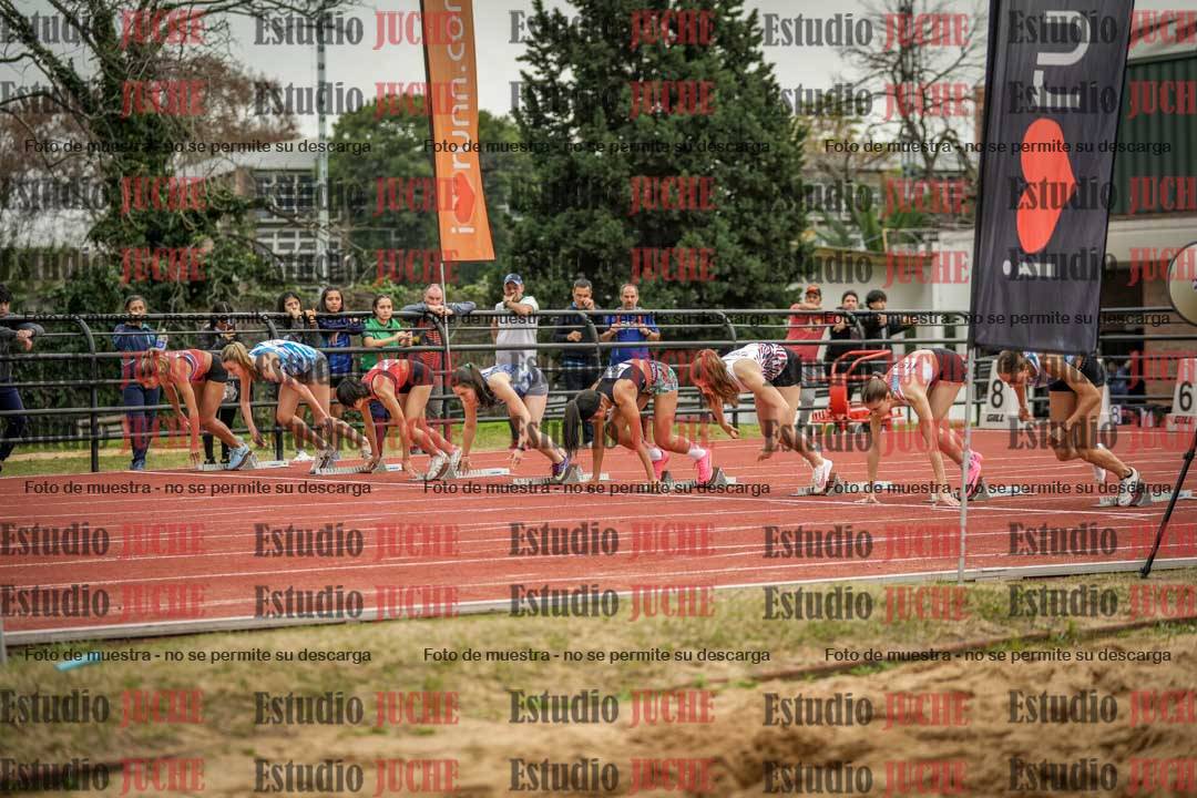 Fotos de los 100 m con vallas de mujeres