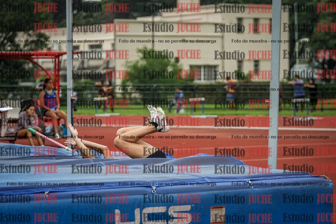 Fotos del salto en alto - grupo 1