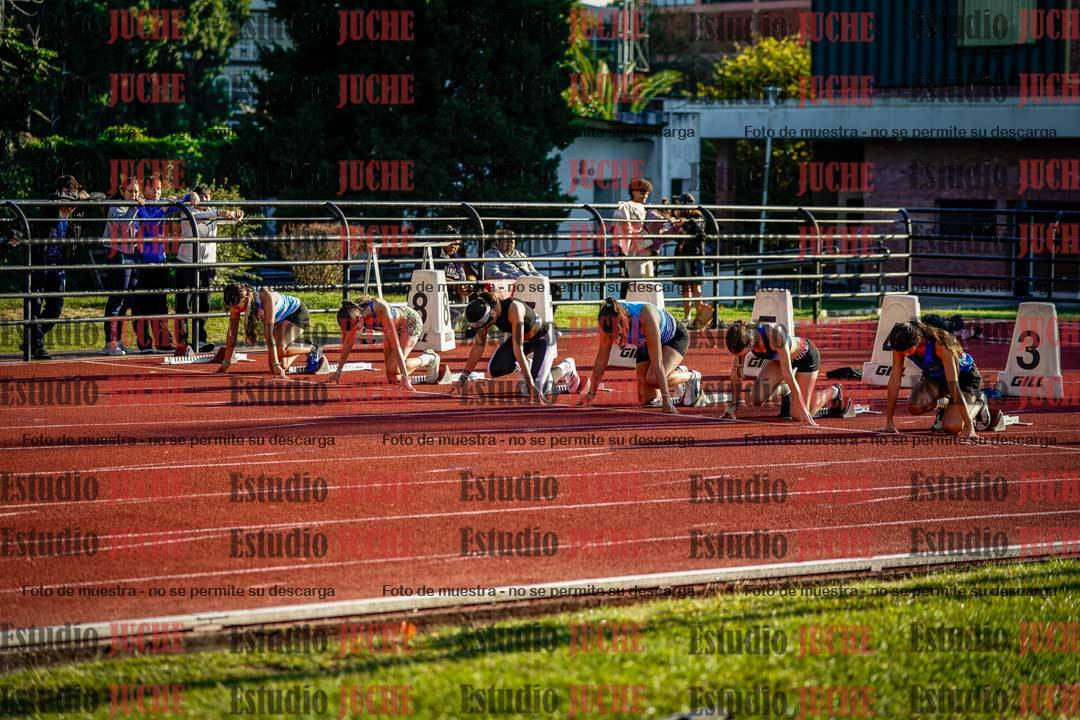 Fotos de los 100 m con vallas de mujeres