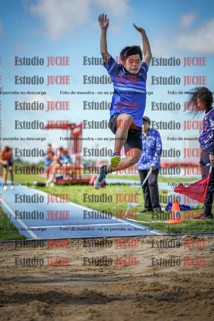 Fotos del salto en largo de varones - U14