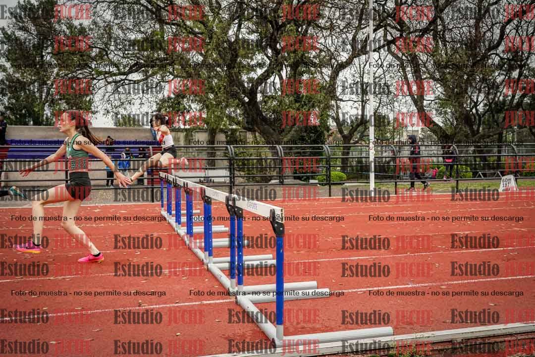 Fotos de los 400 m con vallas de mujeres