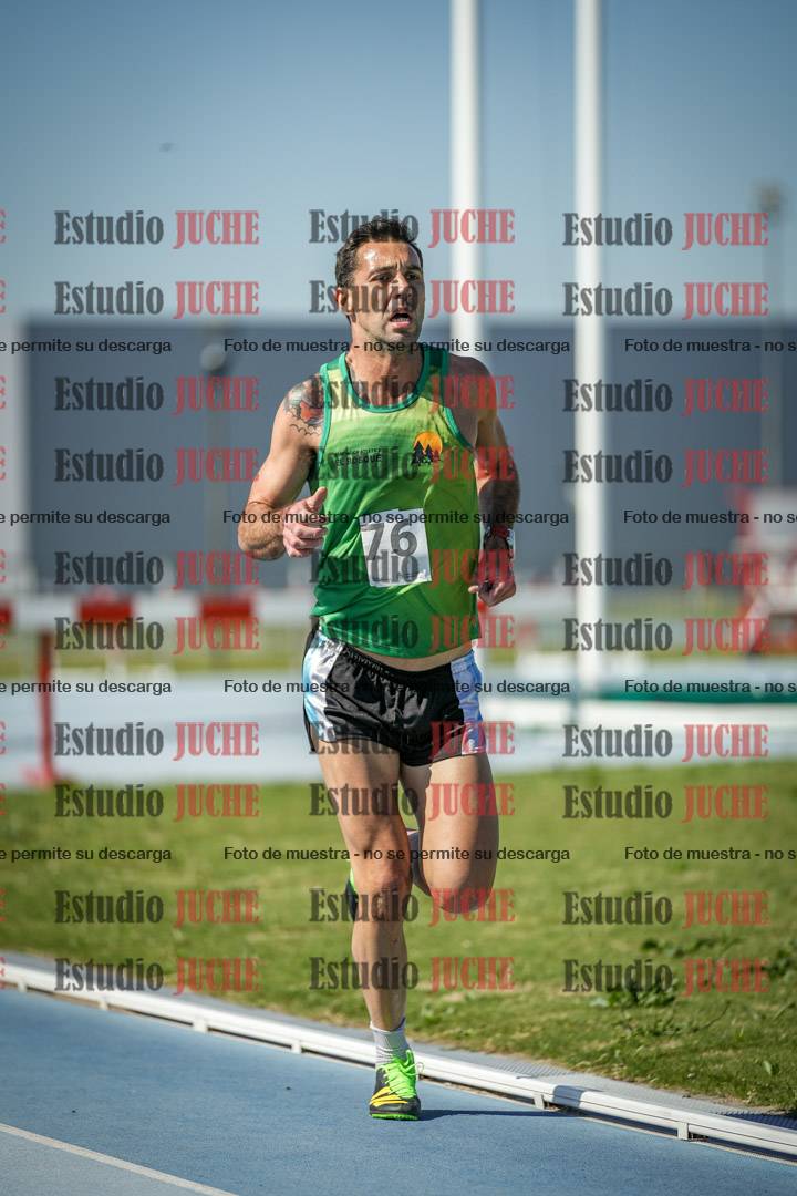 Fotos de los 5000 m de mujeres y varones - serie 1