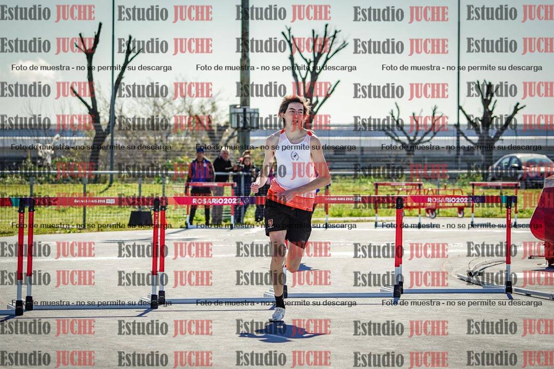 Fotos de los 400 m con vallas de varones