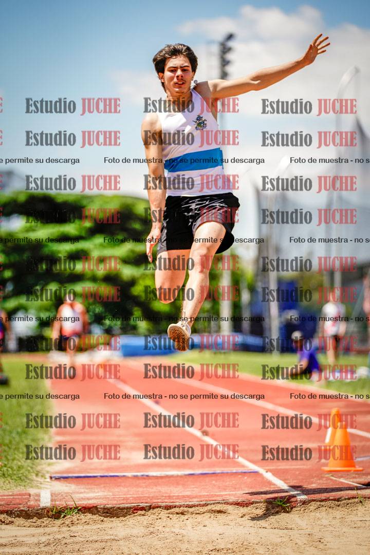 Fotos del salto en largo de varones