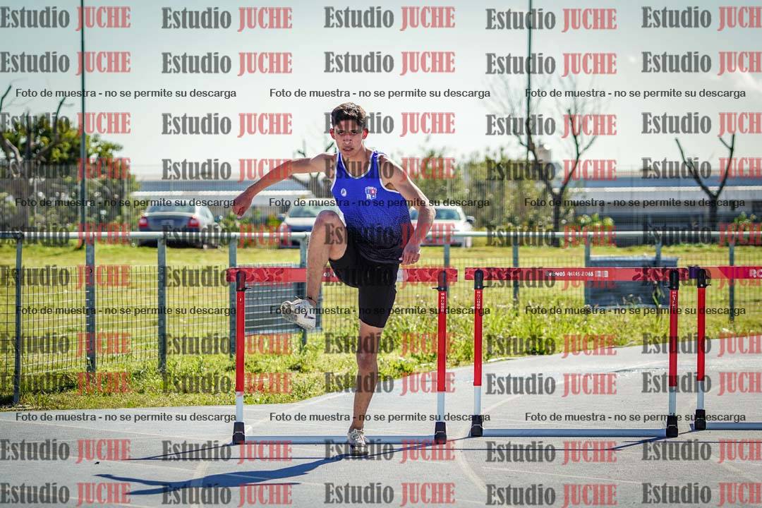 Fotos de los 400 m con vallas de varones