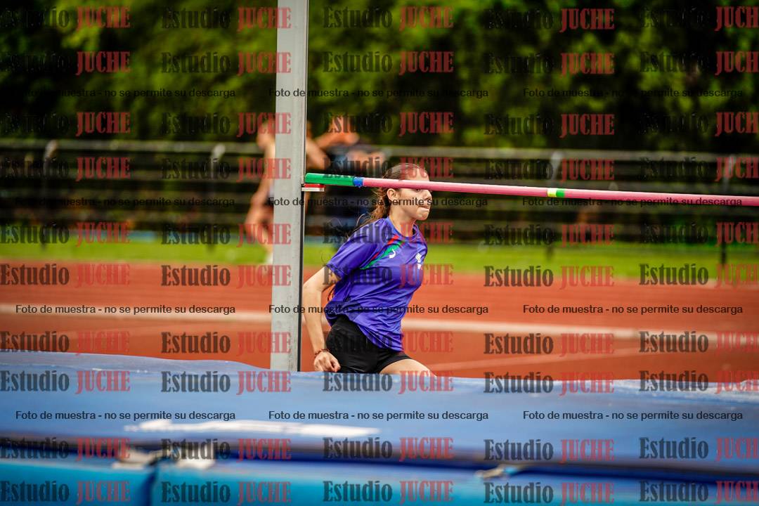 Fotos del salto en alto de mujeres