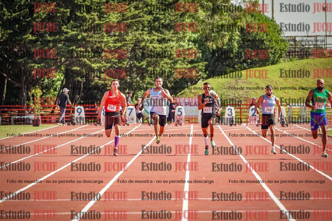 Fotos de los 100 m llanos de varones - deca 1