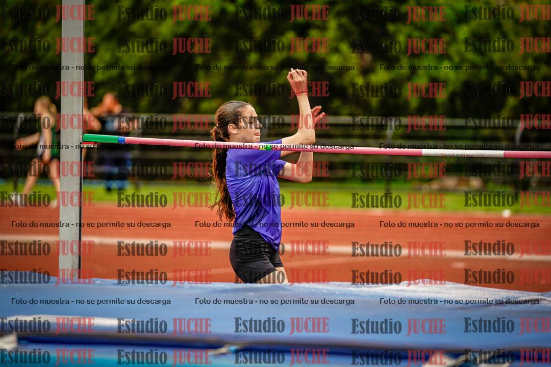 Fotos del salto en alto de mujeres