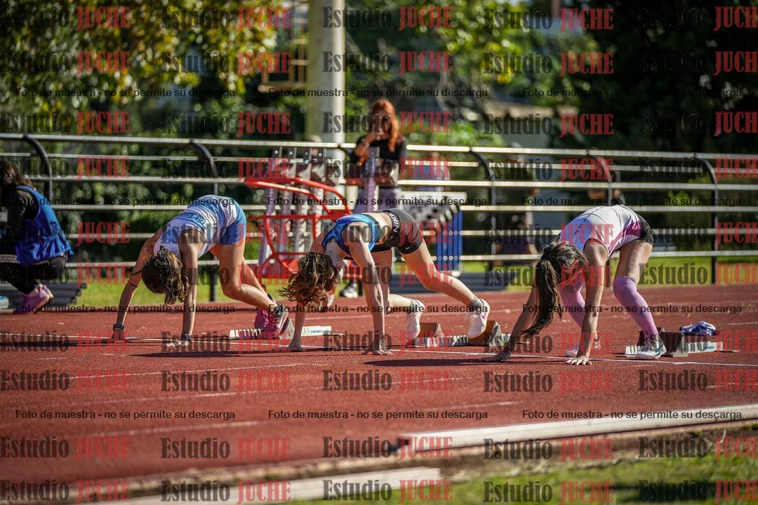 Fotos de los 80 m con vallas de mujeres
