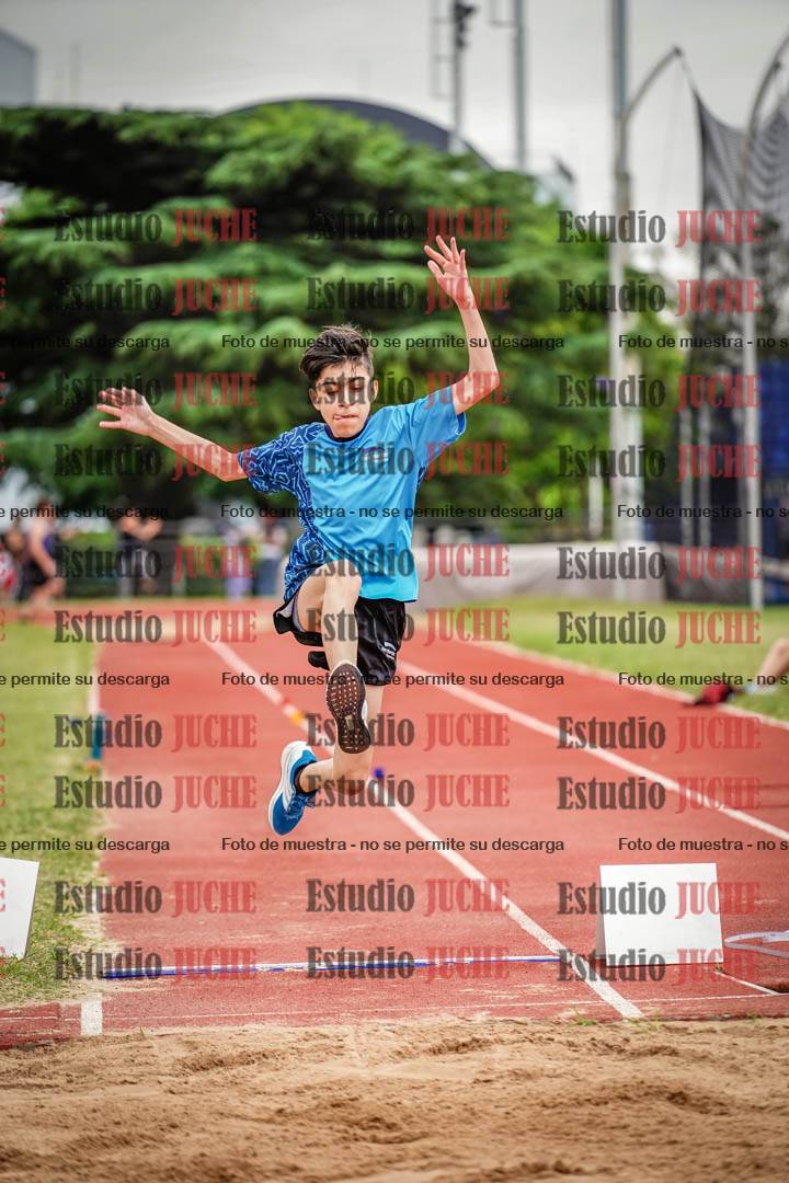 Fotos del salto en largo de varones - U14
