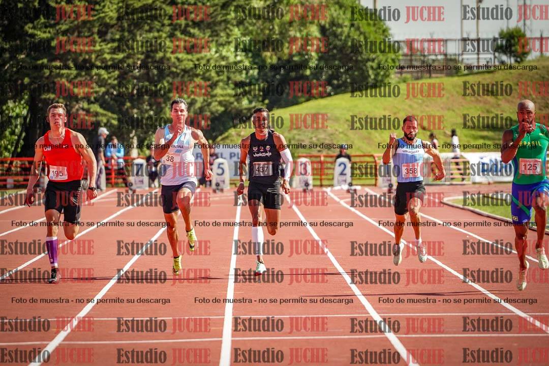 Fotos de los 100 m llanos de varones - deca 1
