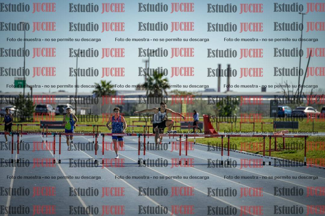 Fotos de los 400 m con vallas de varones