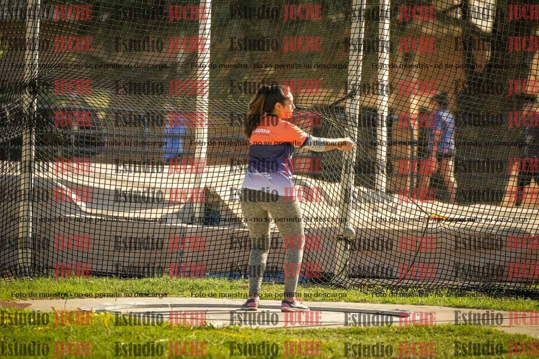Fotos del lanzamiento de martillo de mujeres