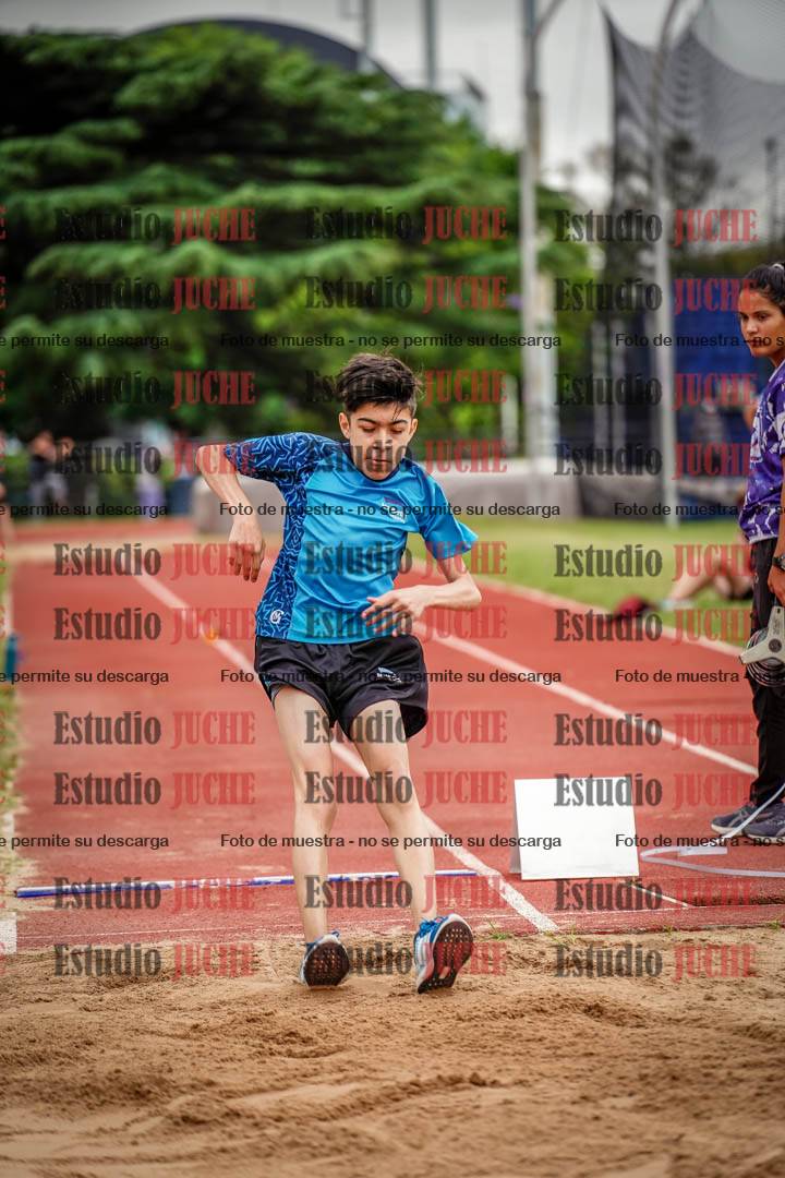 Fotos del salto en largo de varones - U14