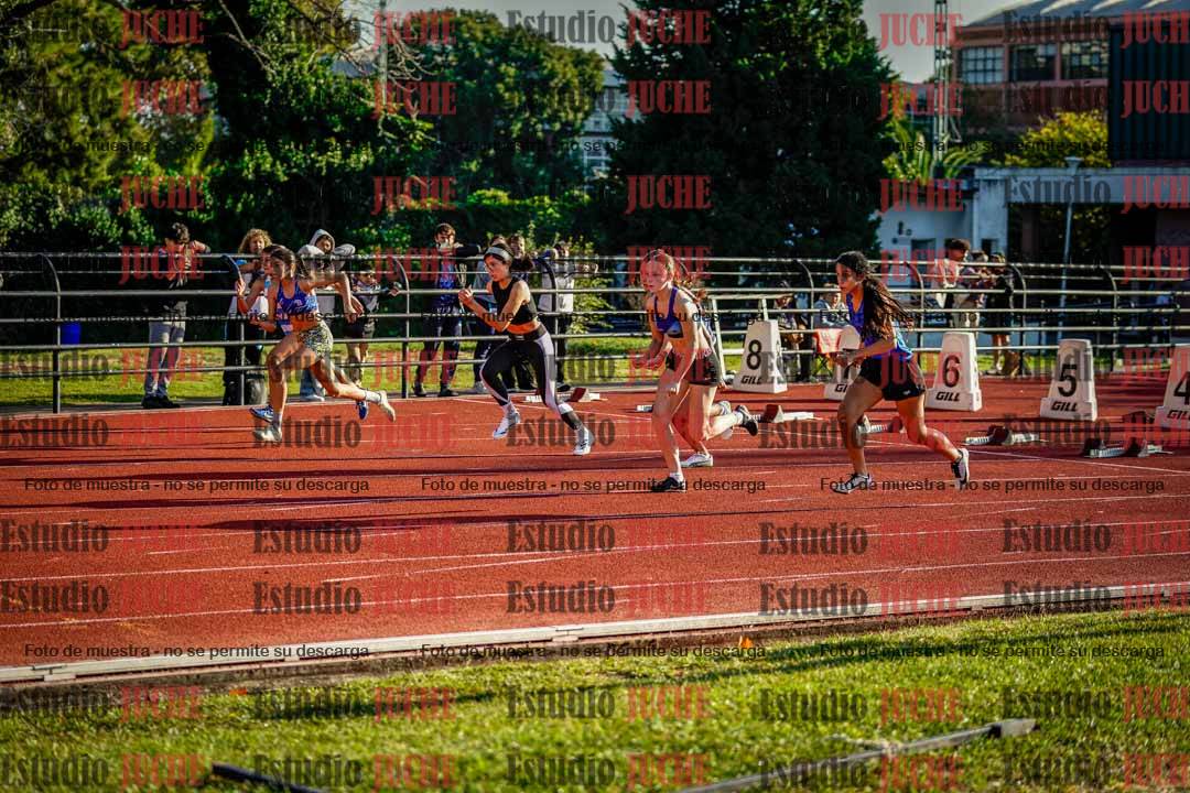 Fotos de los 100 m con vallas de mujeres