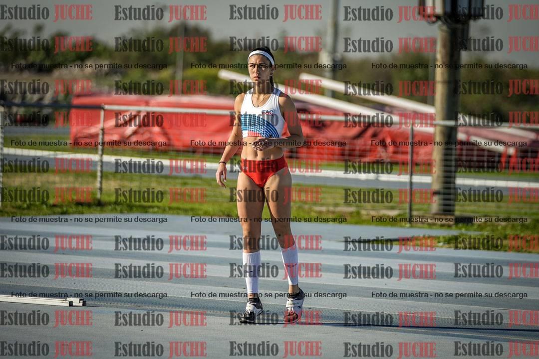Fotos del salto en alto de mujeres - heptatlón 2