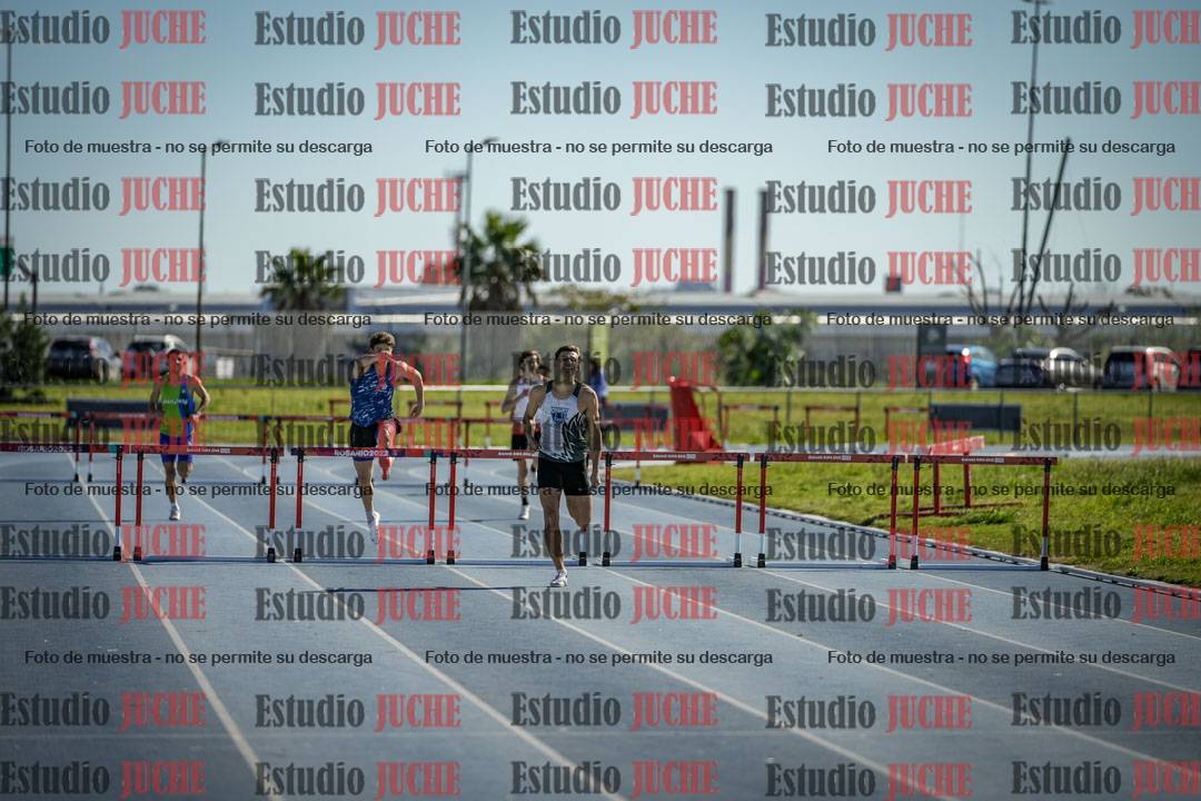 Fotos de los 400 m con vallas de varones