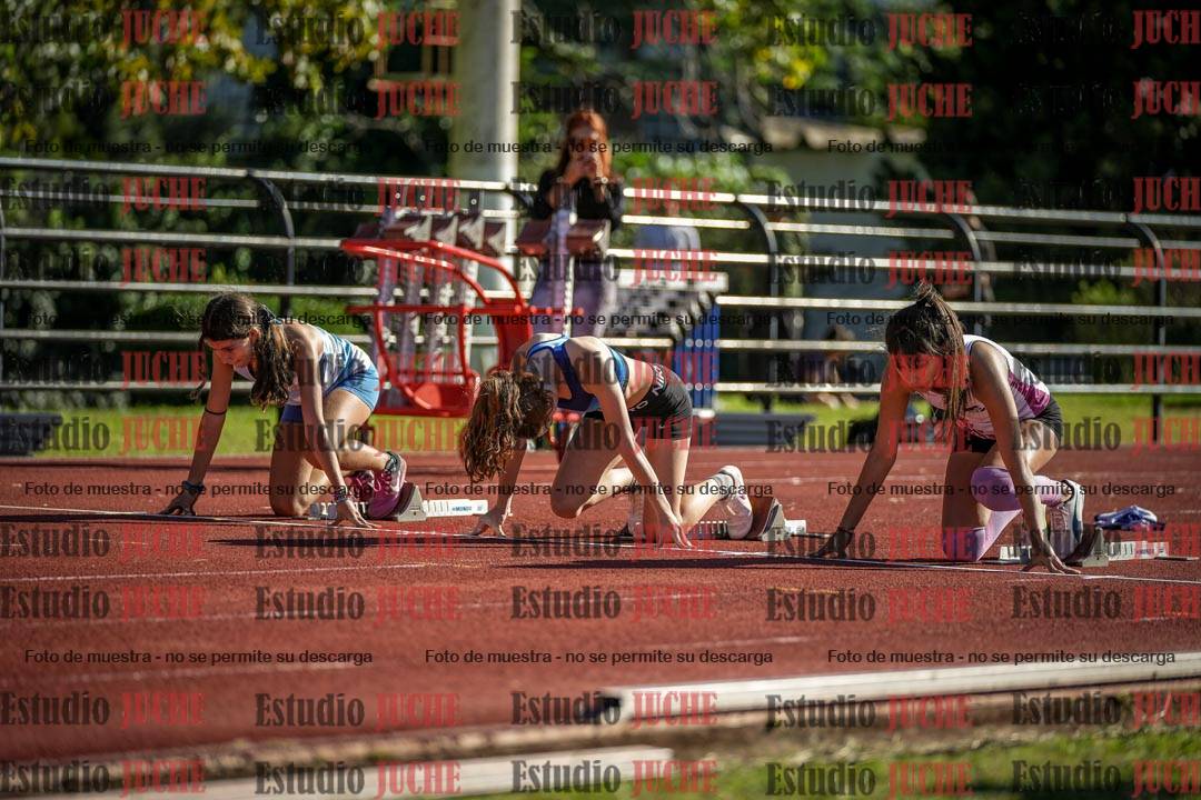 Fotos de los 80 m con vallas de mujeres