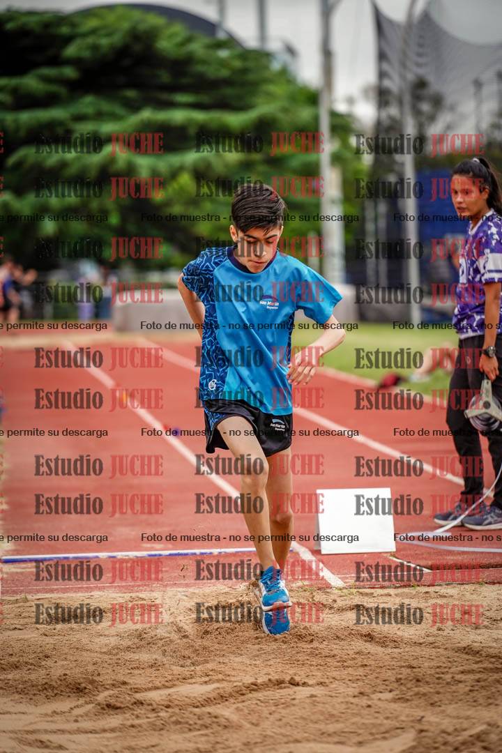 Fotos del salto en largo de varones - U14