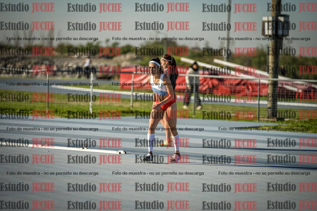 Fotos del salto en alto de mujeres - heptatlón 2