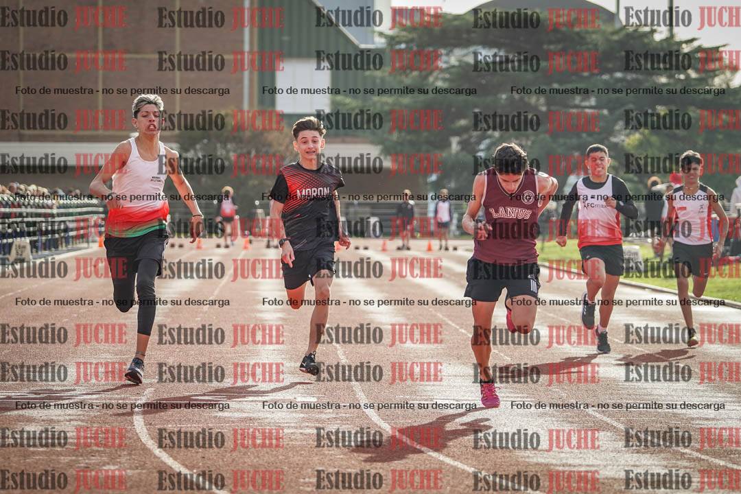 Fotos de los 80 m llanos de varones