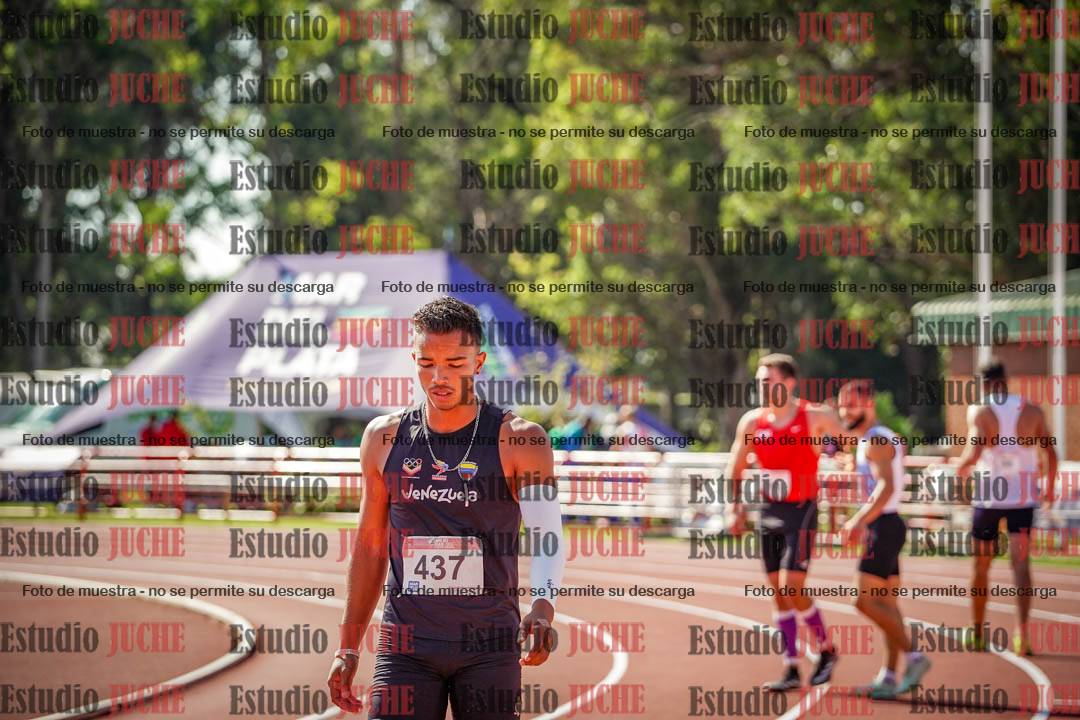 Fotos de algunos extras y podios del día 1