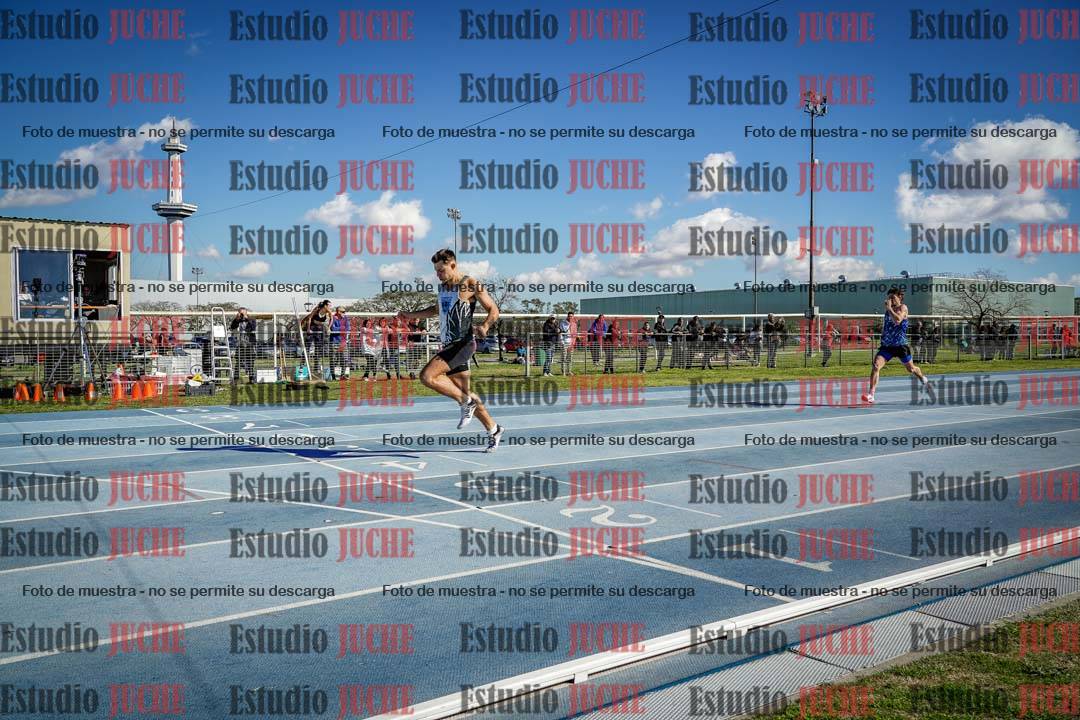 Fotos de los 400 m con vallas de varones