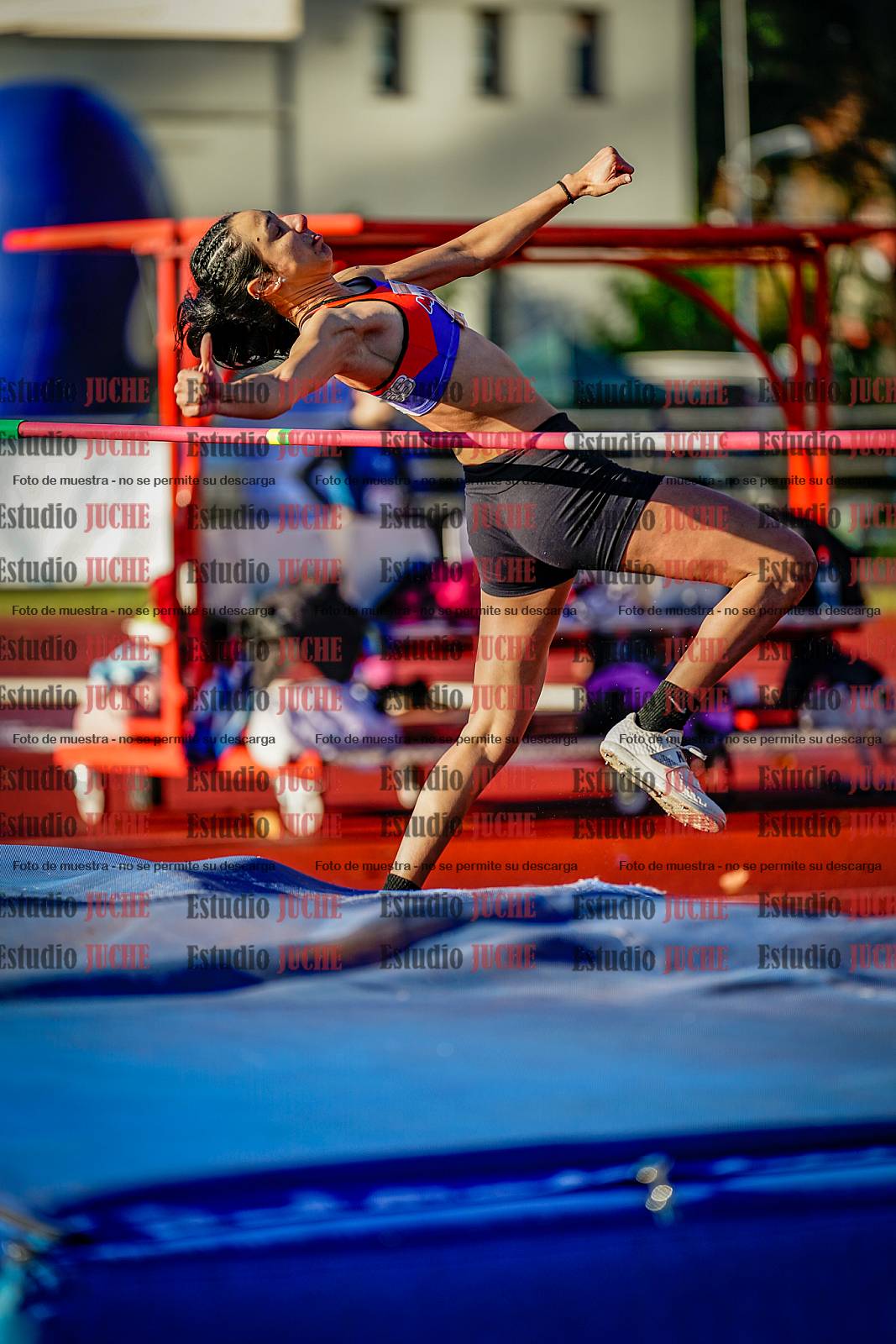 Fotos del salto en alto de mujeres