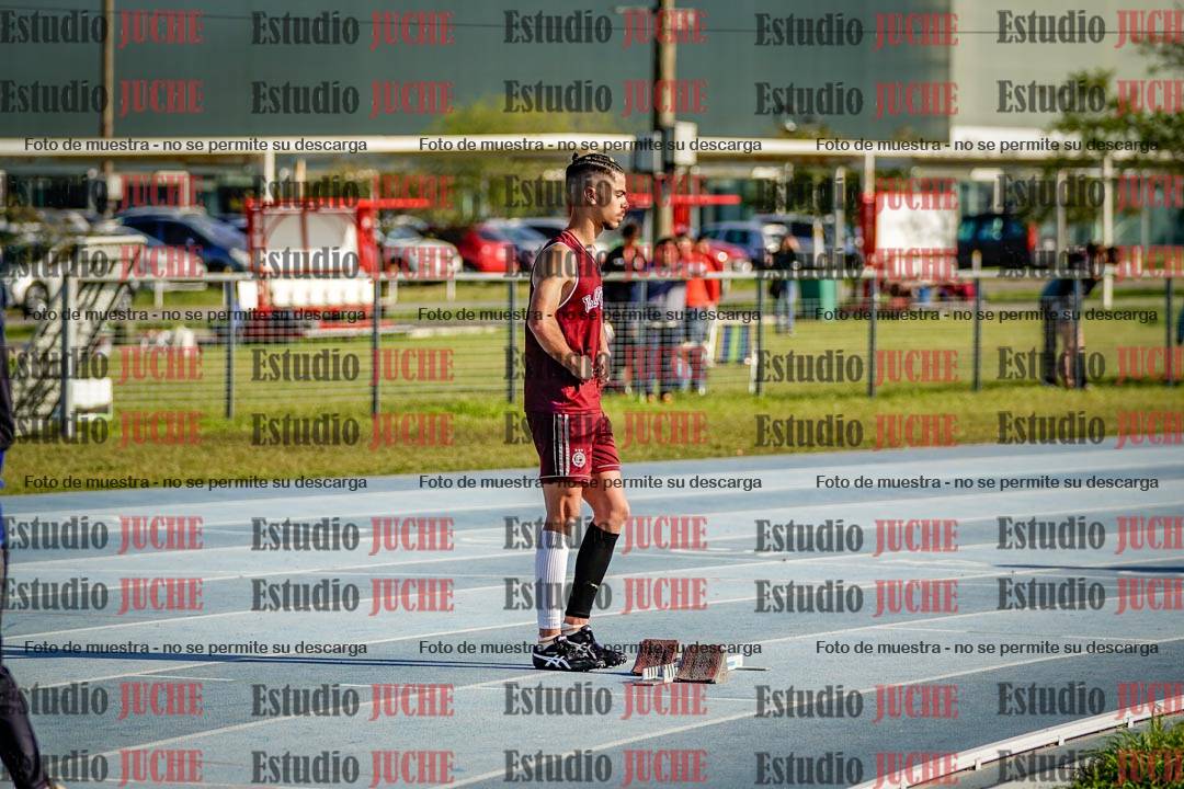Fotos de los 400 m con vallas de varones