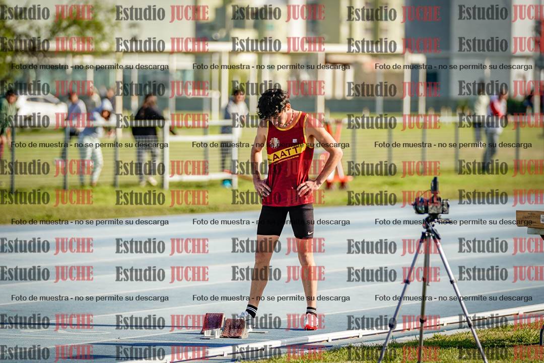 Fotos de los 400 m con vallas de varones