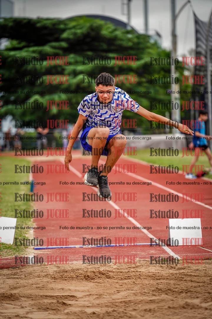 Fotos del salto en largo de varones - U14