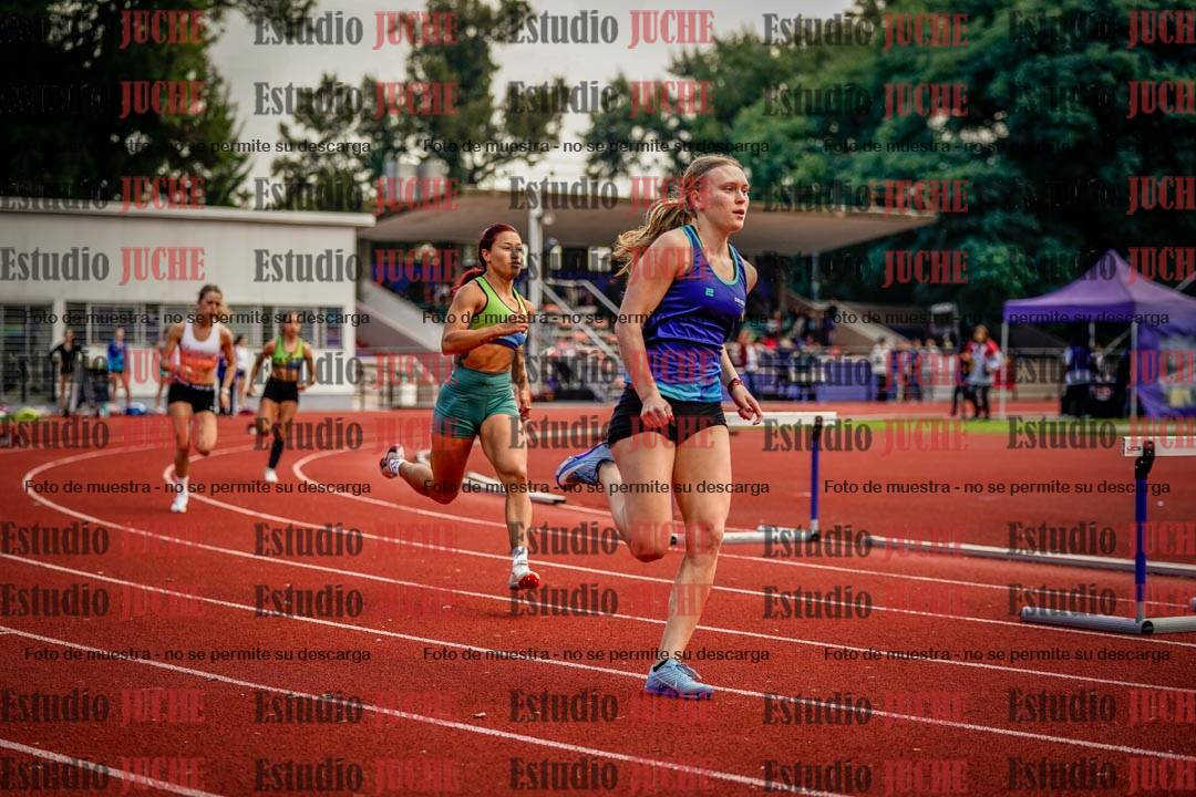 Fotos de los 400 m con vallas de mujeres