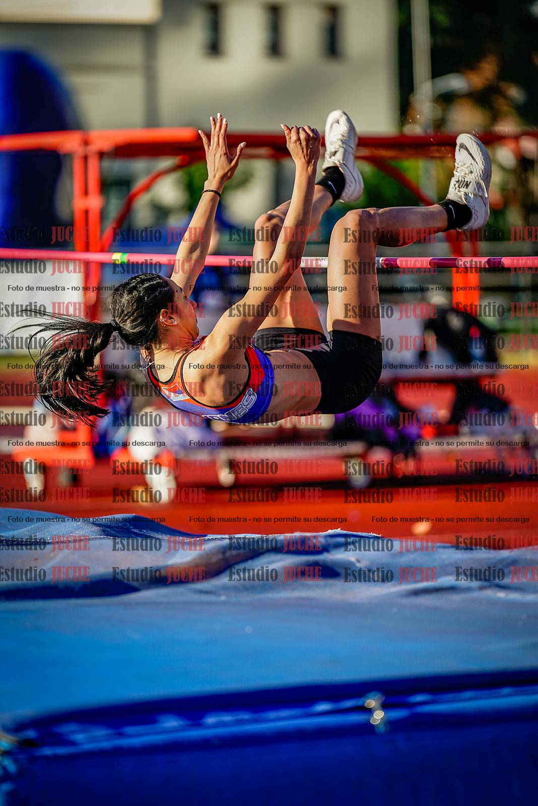 Fotos del salto en alto de mujeres