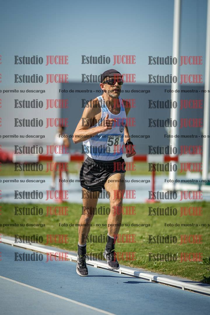 Fotos de los 5000 m de mujeres y varones - serie 1
