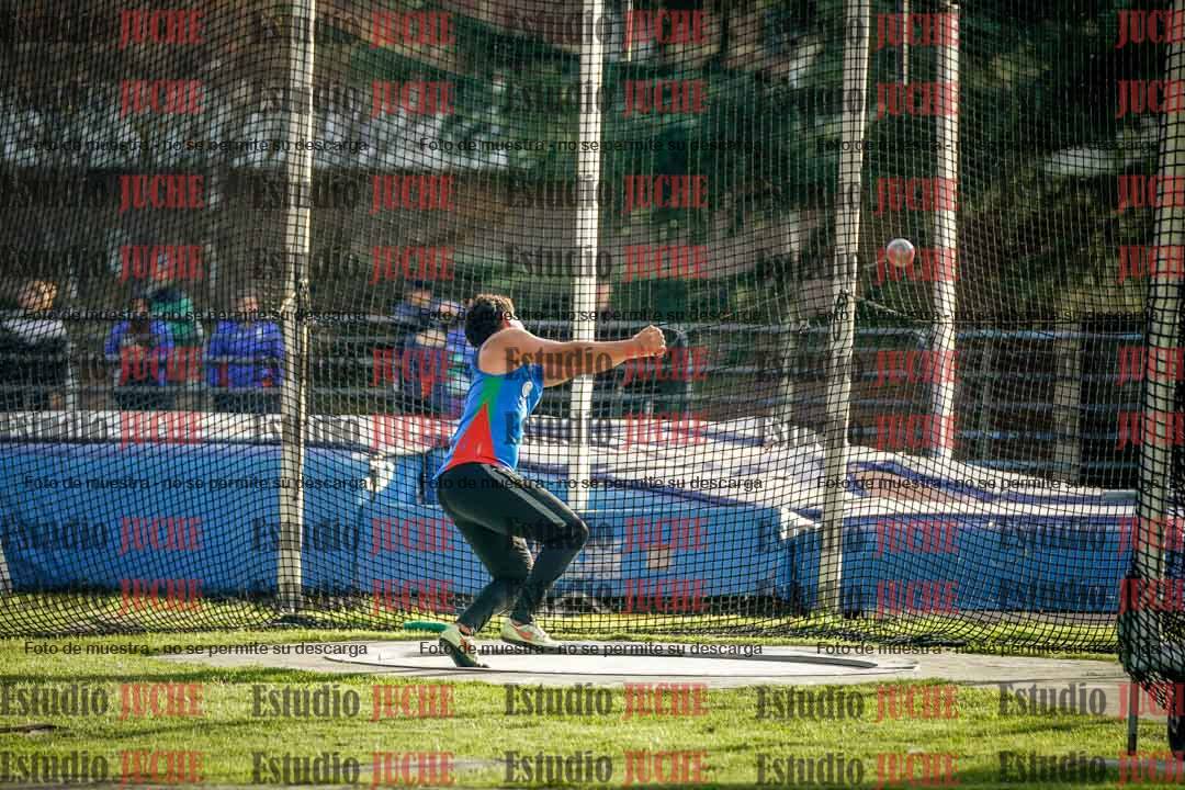 Fotos del lanzamiento de martillo de varones