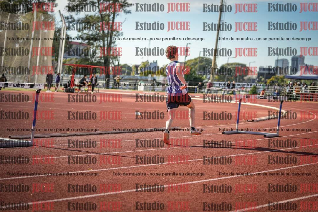 Fotos de los 400 m con vallas de varones