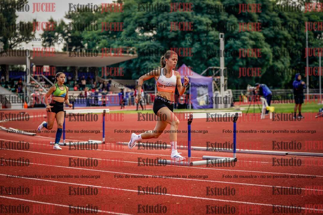 Fotos de los 400 m con vallas de mujeres