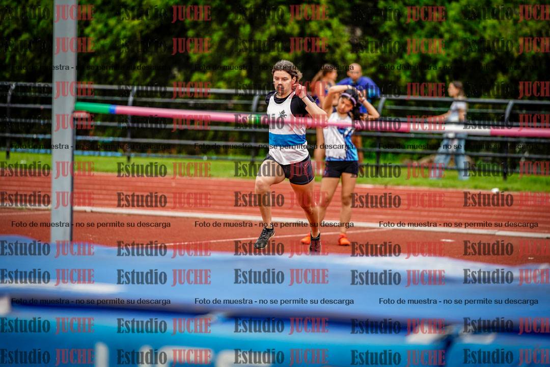 Fotos del salto en alto de mujeres