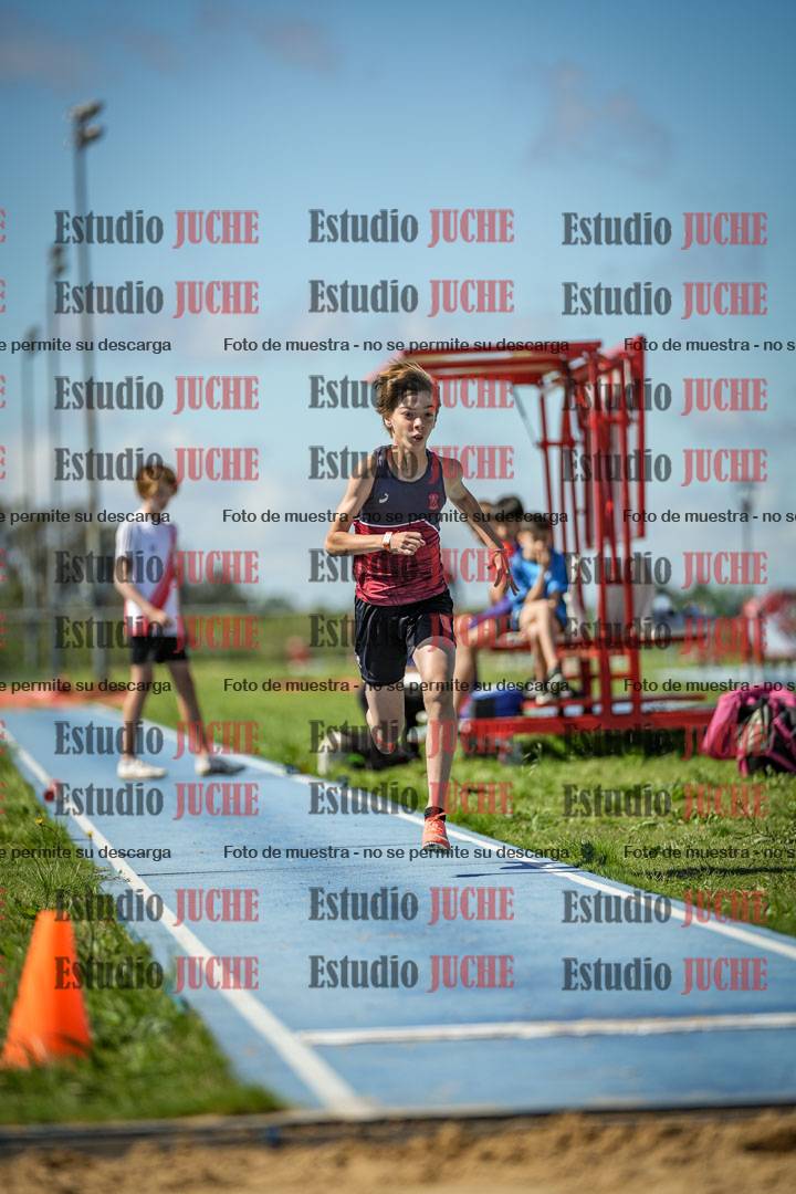 Fotos del salto en largo de varones - U14