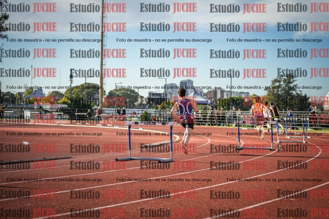Fotos de los 400 m con vallas de varones