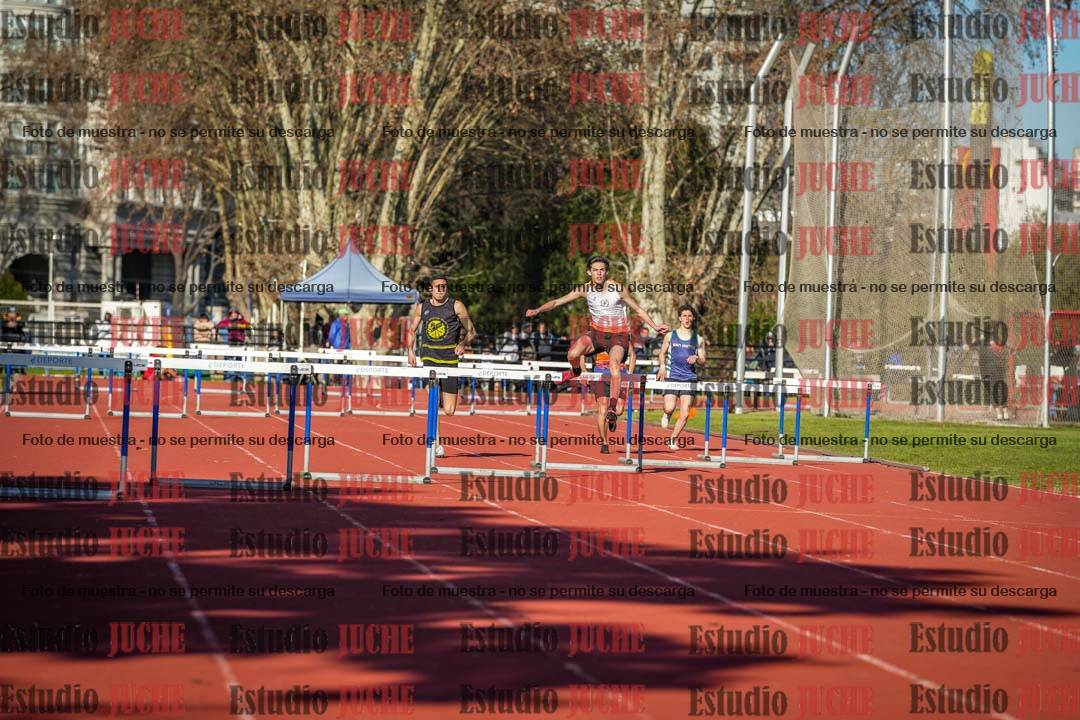 Fotos de los 400 m con vallas de varones