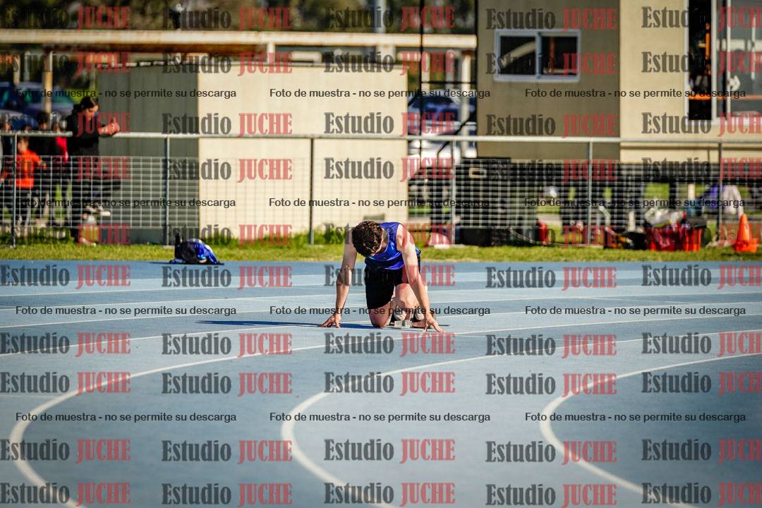 Fotos de los 400 m con vallas de varones