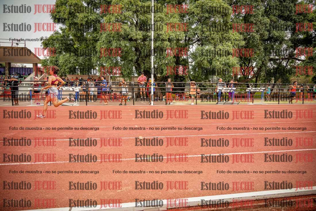 Fotos de los 80 m llanos de mujeres